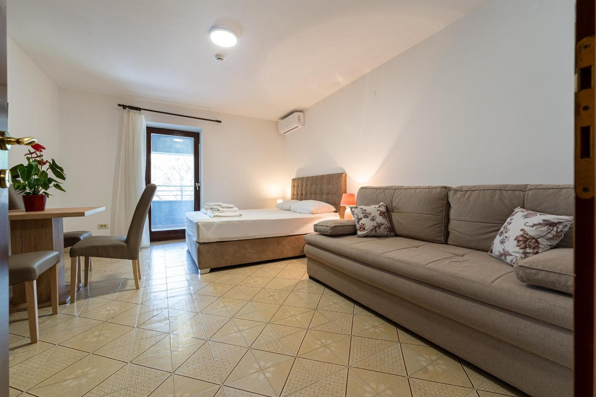 Studio Apartments Marea 2 Budva Szoba fotó