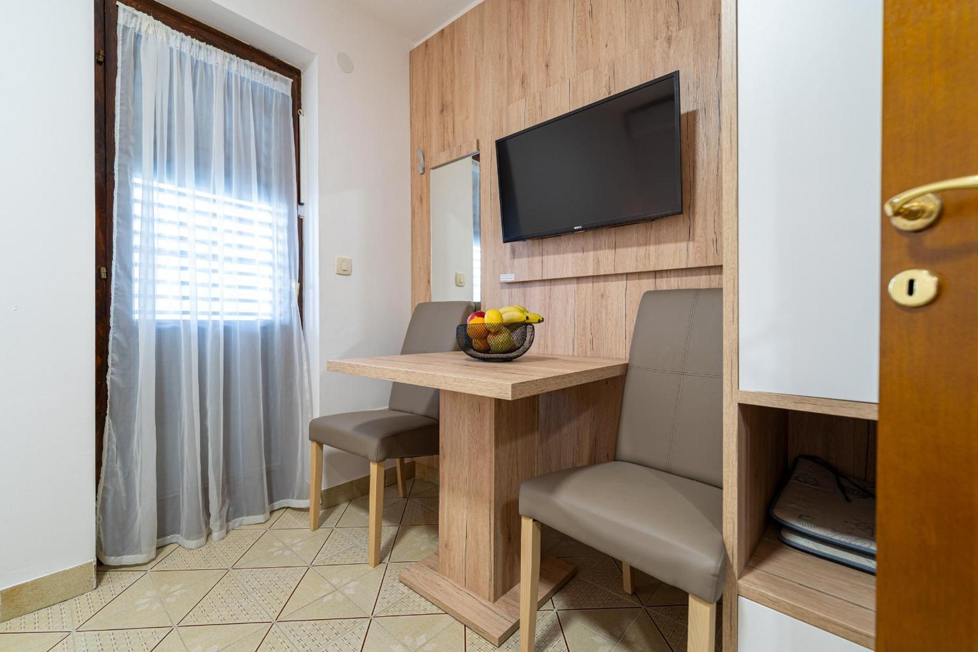 Studio Apartments Marea 2 Budva Szoba fotó